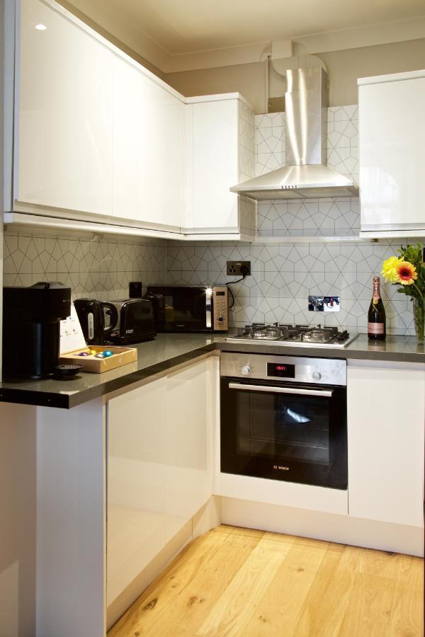 Avari Apartments - Winchester Collection Лондон Екстериор снимка